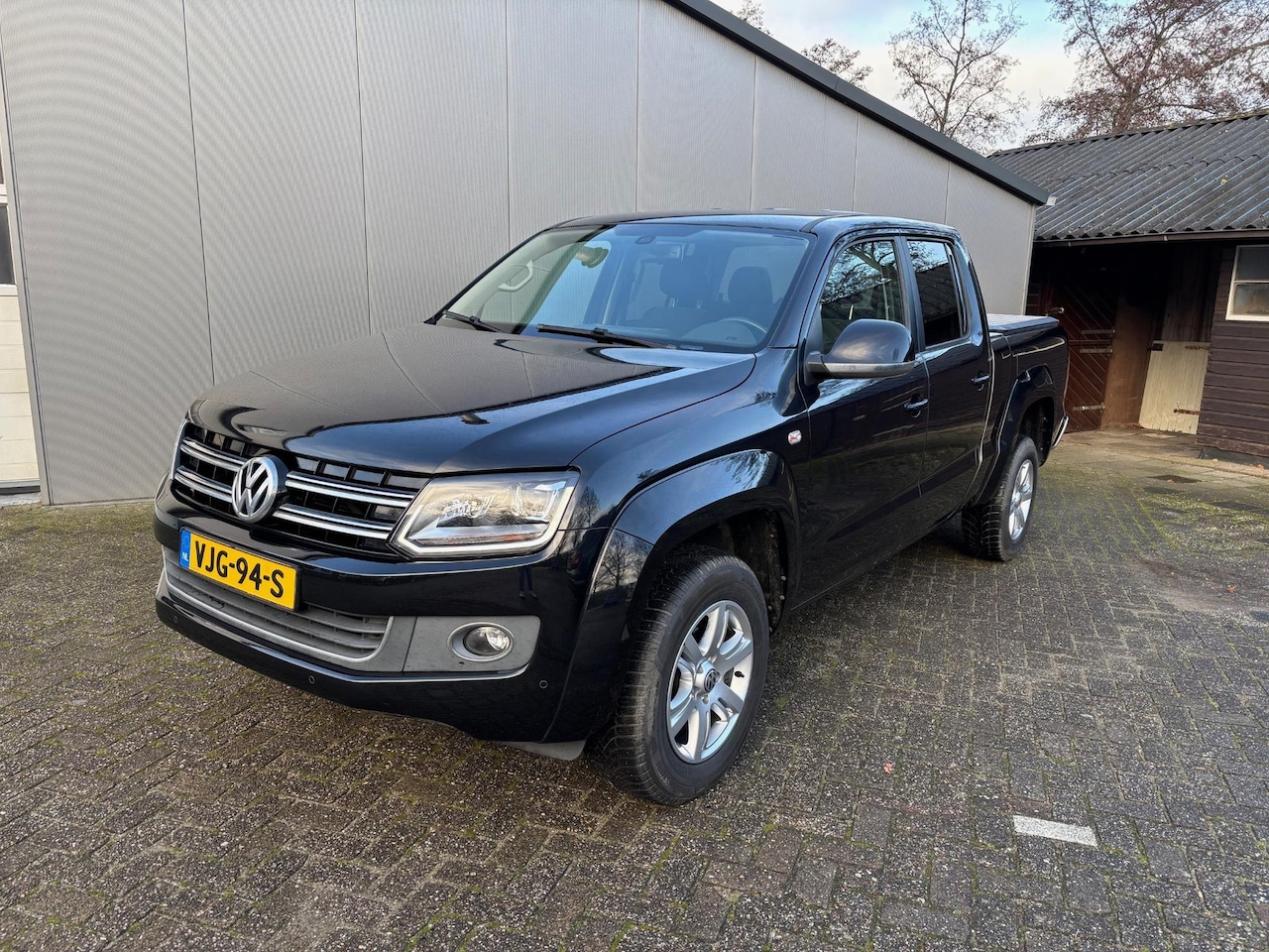 Volkswagen Amarok - 2.0 TDI 4Motion BM DC Highline | Blijvend grijs kenteken | Navi | Trekhaak - AutoWereld.nl