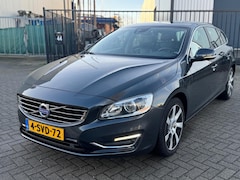 Volvo V60 - 2.4 D6 AWD Plug-In Hybrid Summum Clima Leer Navi Opendak