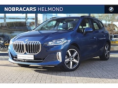 BMW 2-serie Active Tourer - 218i Luxury Line Automaat / Achteruitrijcamera / Comfort Access / Adaptieve LED / Stoelver