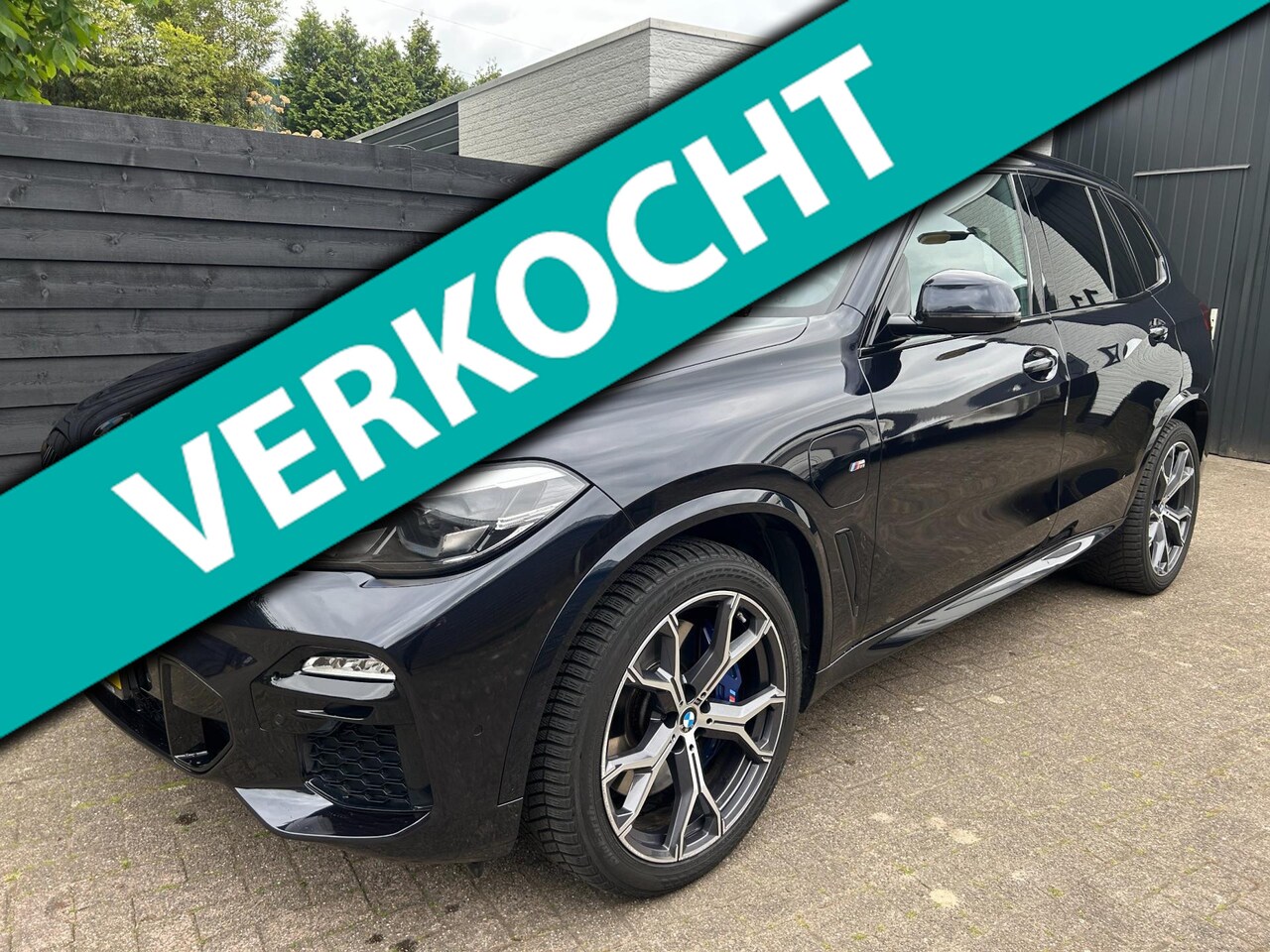 BMW X5 - XDrive45e, M-sport, Pano, M-stoelen, ACC, H/K - AutoWereld.nl