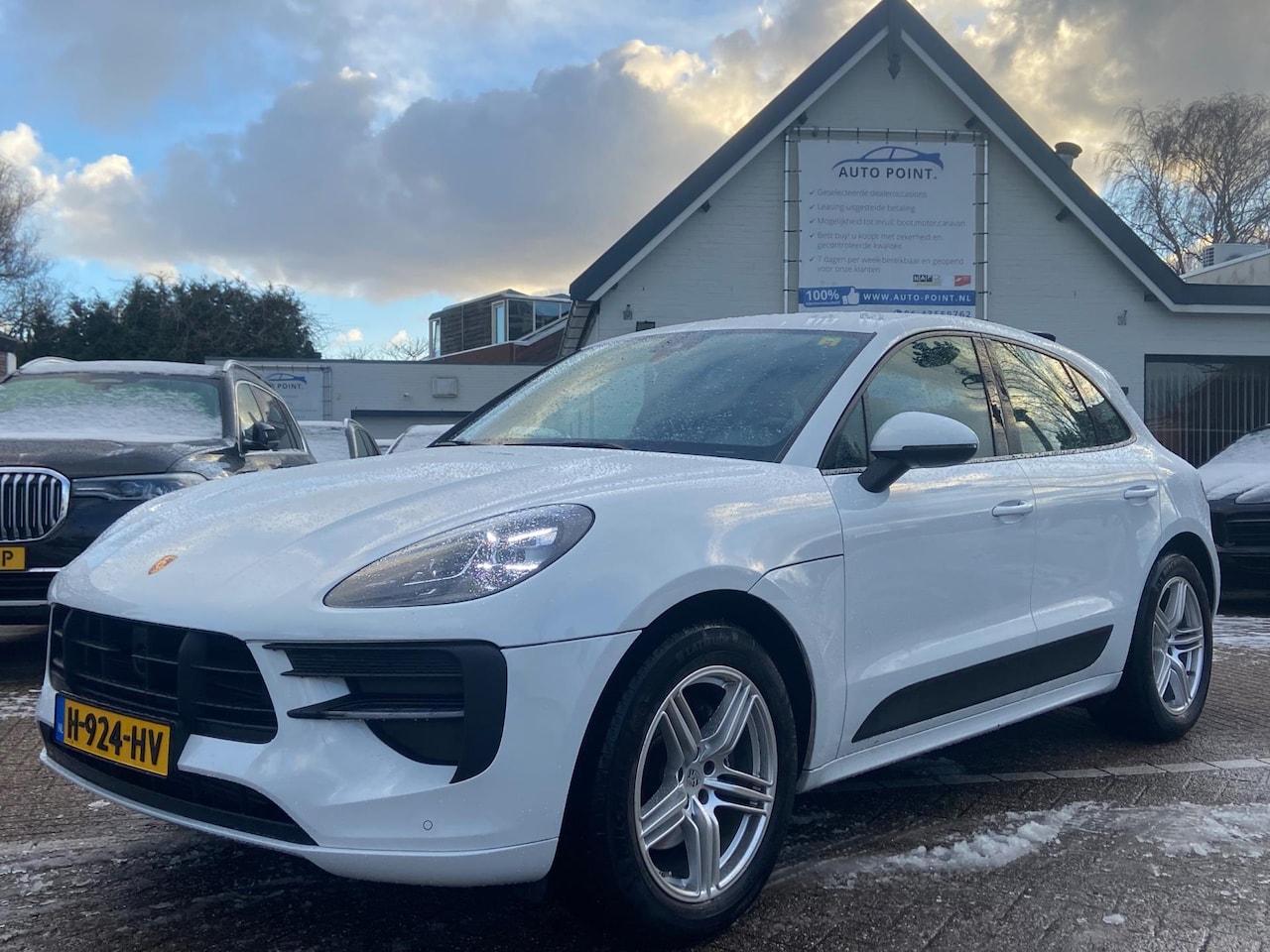 Porsche Macan - 2.0 SPORTDESIGN/KEYLESS/NL-AUTO/CAMERA/BLINDSPOT - AutoWereld.nl