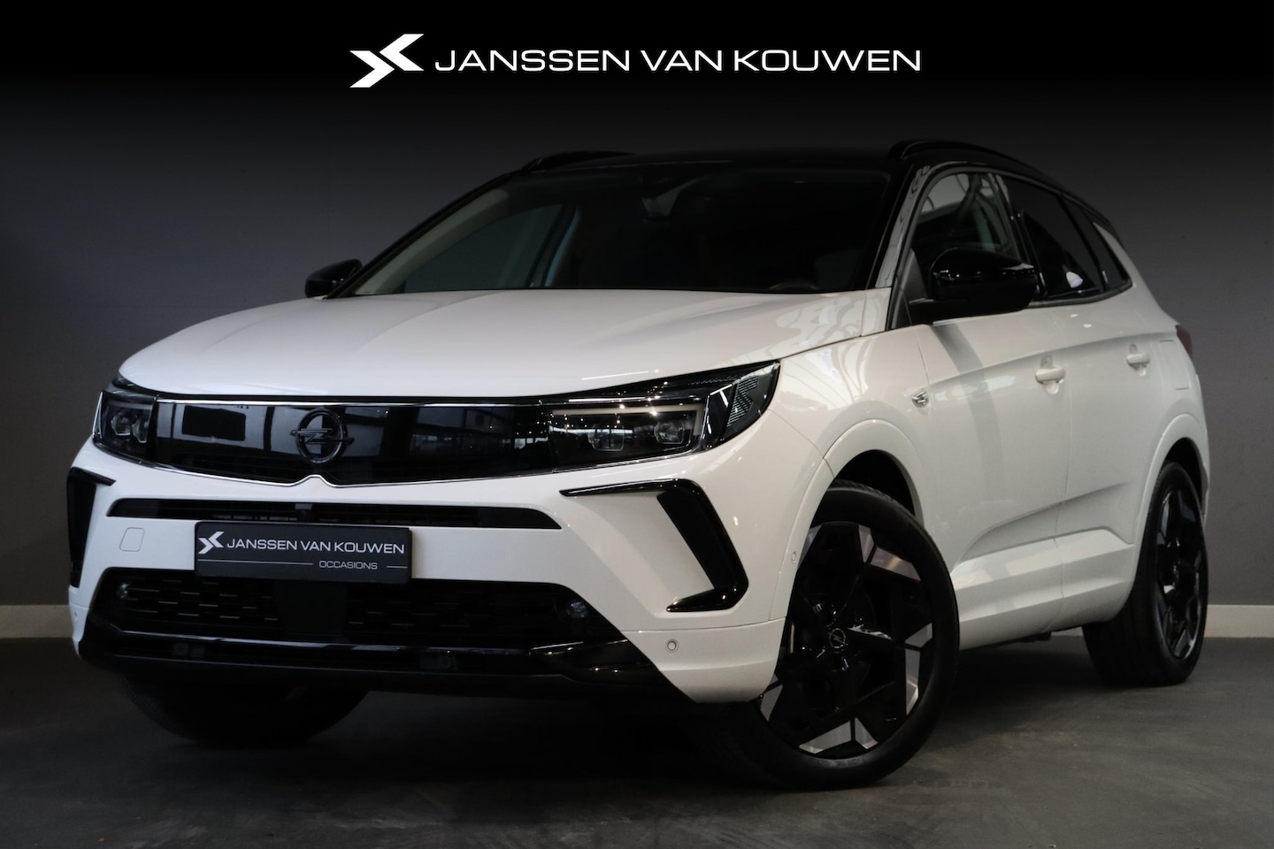 Opel Grandland - 1.6 Turbo Plug-In Hybrid 4x4 GSe 300 PK SOH 100% Stoel + Stuurverwarming 360 Camera - AutoWereld.nl