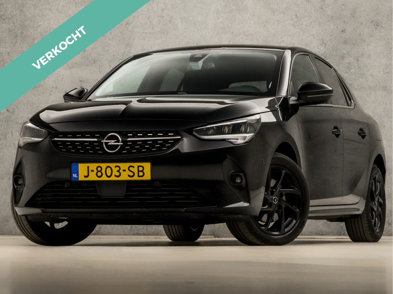 Opel Corsa - 1.2 Elegance Black Edition (APPLE CARPLAY, STUUR/STOEL VERWARMING, GROOT NAVI, CAMERA, LED - AutoWereld.nl