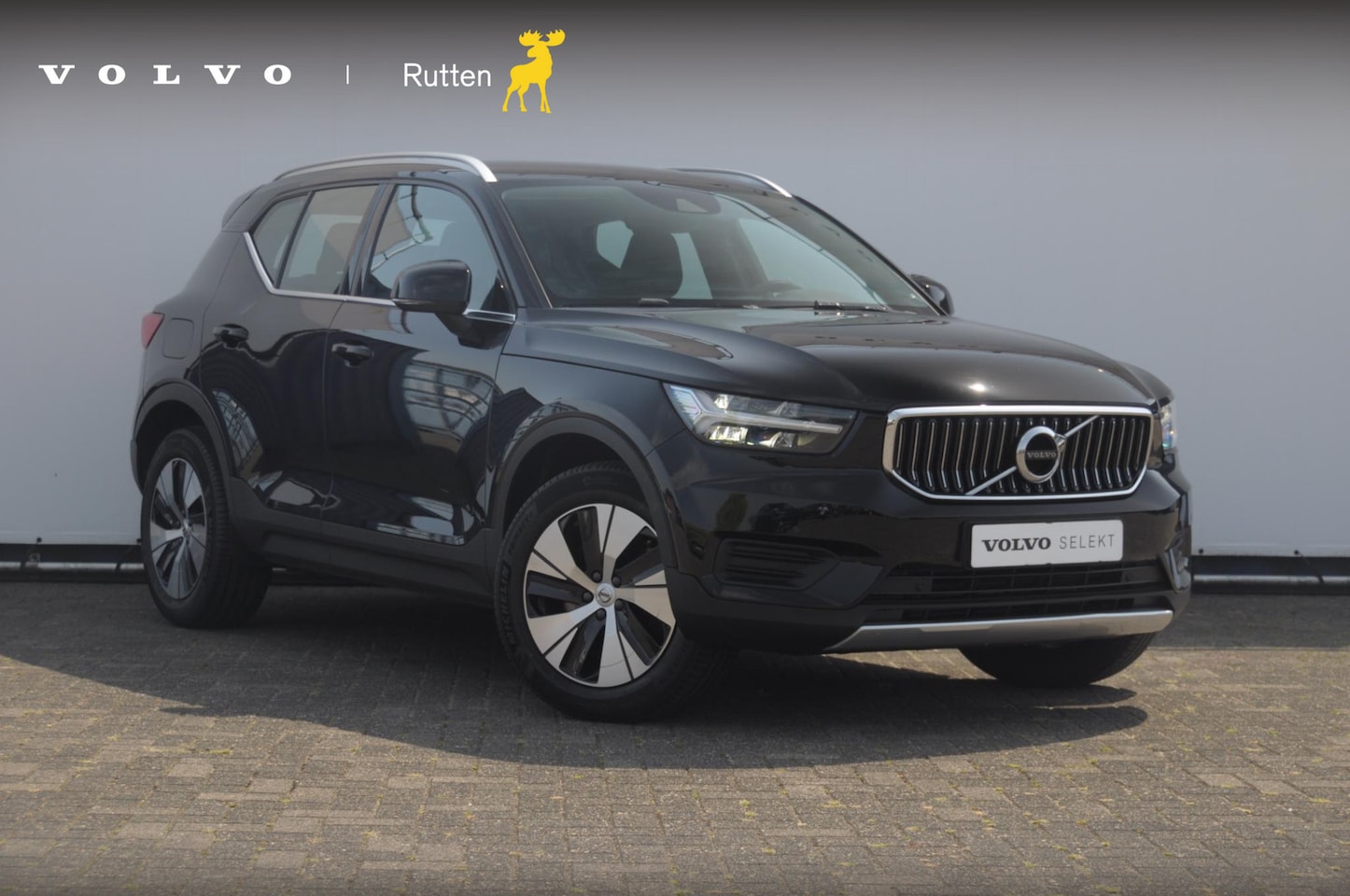 Volvo XC40 - T4 211PK Automaat Recharge Inscription Expression / Lederen Bekleding / Cruise control / E - AutoWereld.nl