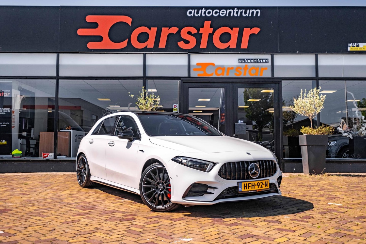 Mercedes-Benz A-klasse - AMG 35 4MATIC|PANO|CAM|SPORTSTUUR - AutoWereld.nl