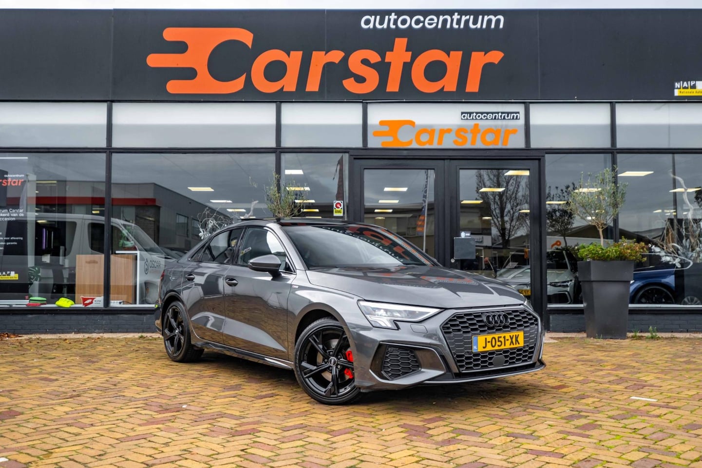 Audi A3 Limousine - 35 TFSI S edition|PANO|CRUISE|CARPLAY - AutoWereld.nl