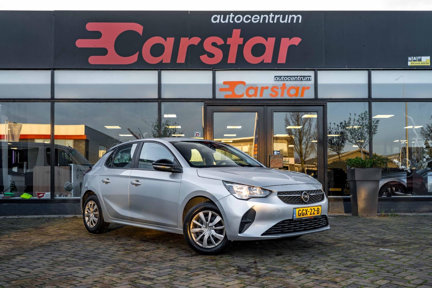 Opel Corsa - 1.2 Edition|CRUISE|PDC|STOELVERW. - AutoWereld.nl