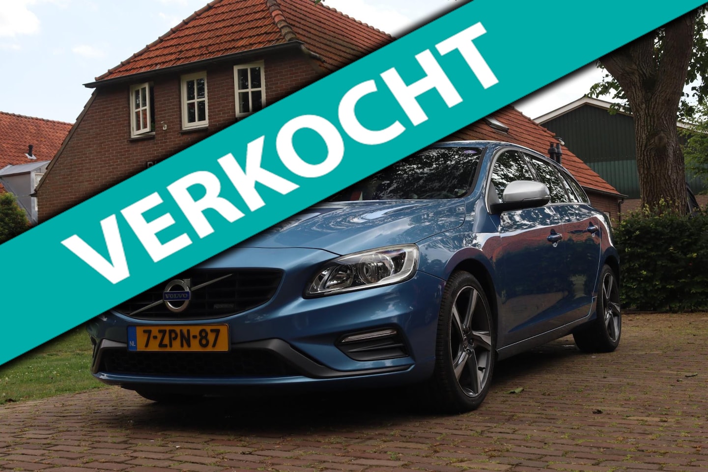 Volvo V60 - 1.6 T3 R-Design Aut. | Sportpakket | Automaat | Alcantara | Navigatie | Climate | Historie - AutoWereld.nl