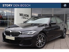 BMW 5-serie - 530e High Executive M Sport Automaat / Sportstoelen / Laserlight / Achteruitrijcamera / Co