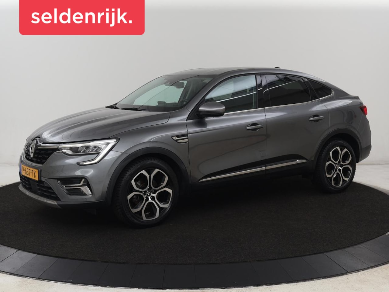 Renault Arkana - 1.6 E-Tech Hybrid 145 Intens | Stoelverwarming | Adaptive cruise | Camera | Carplay | Stuu - AutoWereld.nl