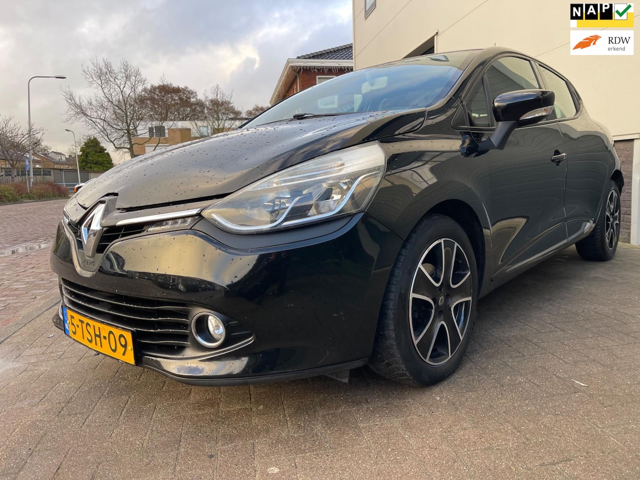 Renault Clio - 0.9 TCe/Dealer-onderhouden/Navi/Cruise-c/PDC/Bluetooth/Airco/Aux - AutoWereld.nl