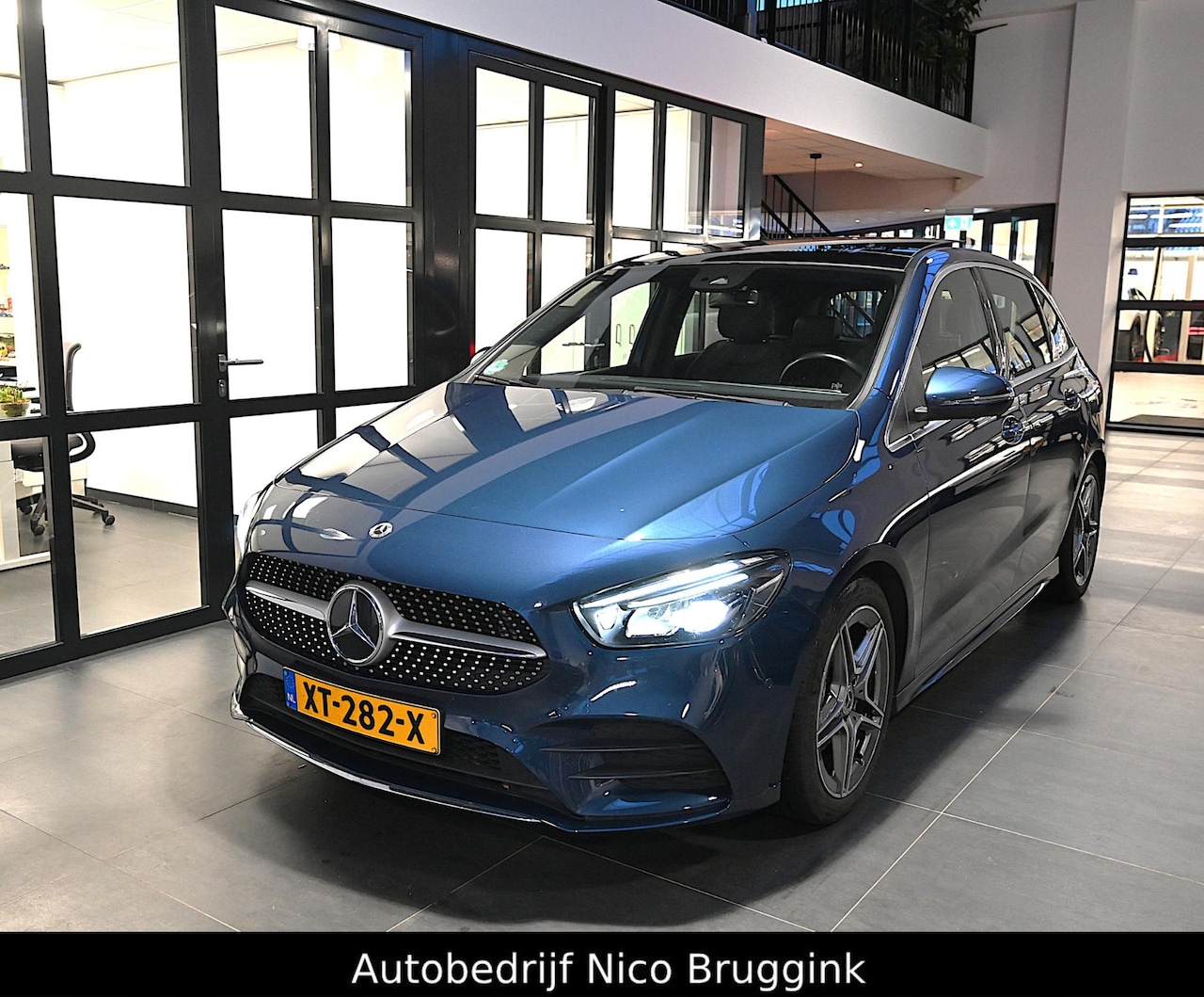 Mercedes-Benz B-klasse - 200 Business Solution AMG *Trekhaak* *Dealeronderhouden* *All-in prijs* - AutoWereld.nl