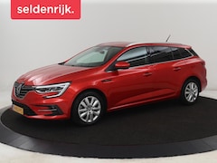 Renault Mégane - 1.3 TCe Business Zen | Trekhaak | Camera | Carplay | Navigatie | Keyless | Full LED | Park
