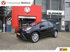 Toyota Aygo X - 1.0 VVT-i MT Play | Airco | Adp. Cruise | Carplay
