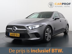 Mercedes-Benz A-klasse - 180 Business Solution Luxury Panorama dak | Stoelverwarming | Navigatie | Camera |