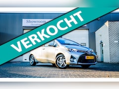 Toyota Yaris - 1.5 Hybrid Trend Bi-Tone NAVI CLIMA CAMERA