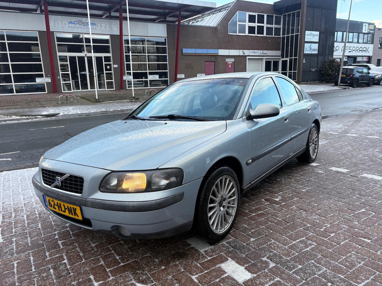 Volvo S60 - 2.4 Edition LPG-G3 Leer Airco Trekhaak Cruise C. - AutoWereld.nl