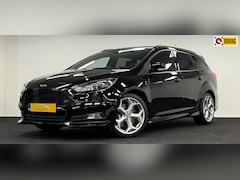 Ford Focus - 2.0 ST*250PK*DealerOh*Navi*Carplay*Xenon*Stoel&Stuurverw*Recaro