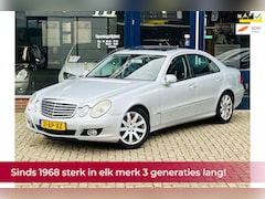 Mercedes-Benz E-klasse - 230 Avantgarde automaat Schuifdak l Navi l Airco ECC l Cruise l PDC V+A Inruil koopje mooi