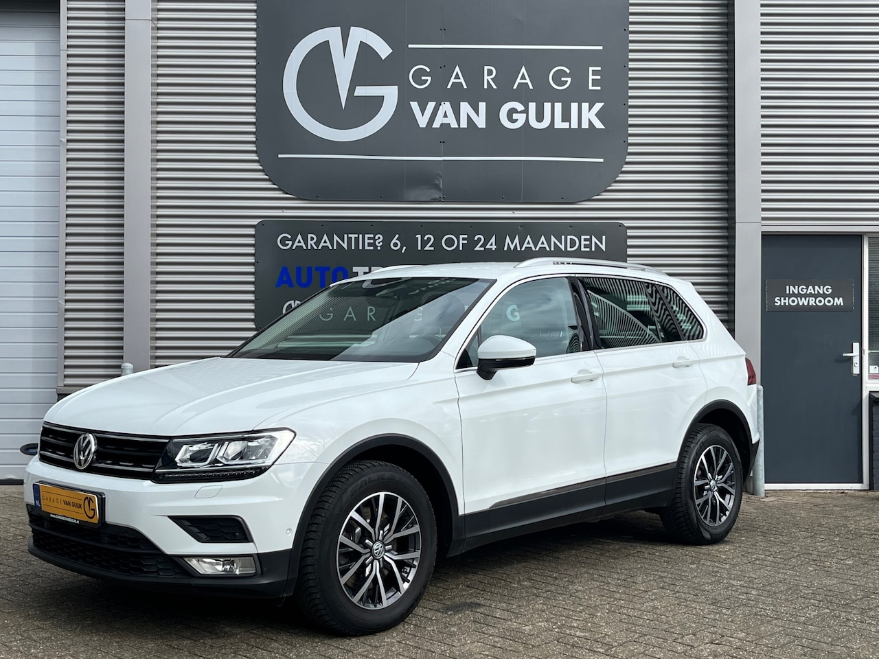 Volkswagen Tiguan - 2.0 TSI 4Motion Highline Automaat AWD Clima,Cruise,Navi,Trekhaak,PdcV+A,Bluetooth,Isofix,C - AutoWereld.nl
