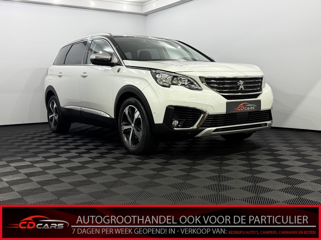 Peugeot 5008 - 1.2 PureTech Crossway Half leder, Navi, Parkeersensoren, Virtual desk, A start stop, Rijst - AutoWereld.nl