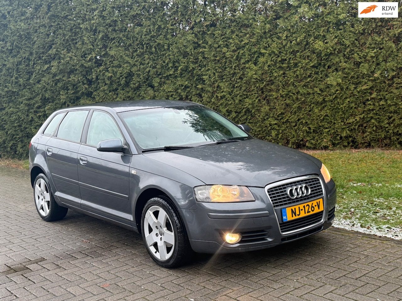Audi A3 Sportback - TOPSTAAT 1.6 Attraction | AUTOMAAT | - AutoWereld.nl