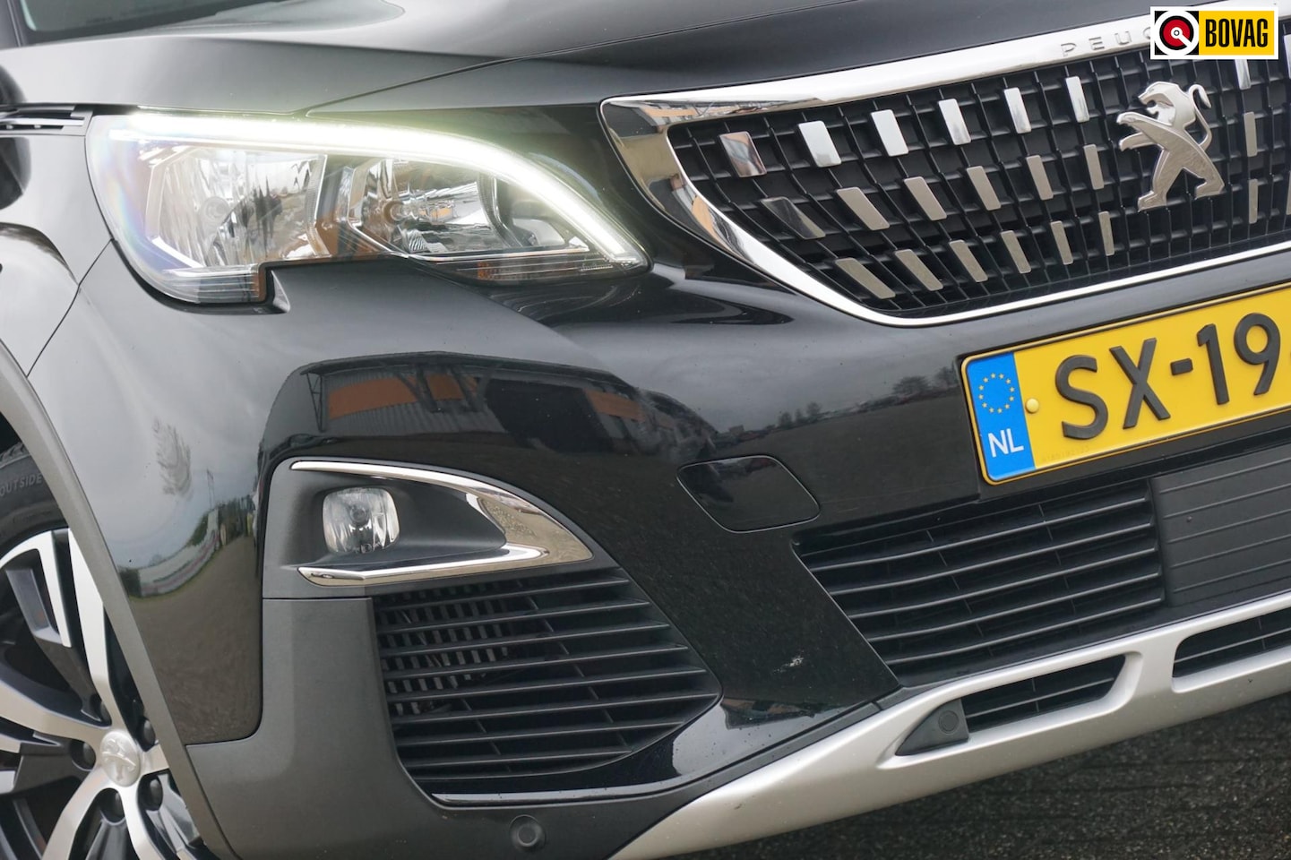 Peugeot 3008 - 1.6 e-THP 180pk Allure Automaat - Noir Perla Nera - Carplay/Clima/Cruise - AutoWereld.nl