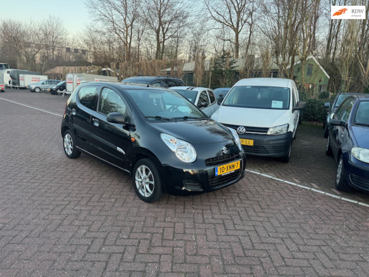 Suzuki Alto - 1.0 Comfort Plus airco! elektrische ramen! Centrale deurvergrendeling op afstandsbediening - AutoWereld.nl