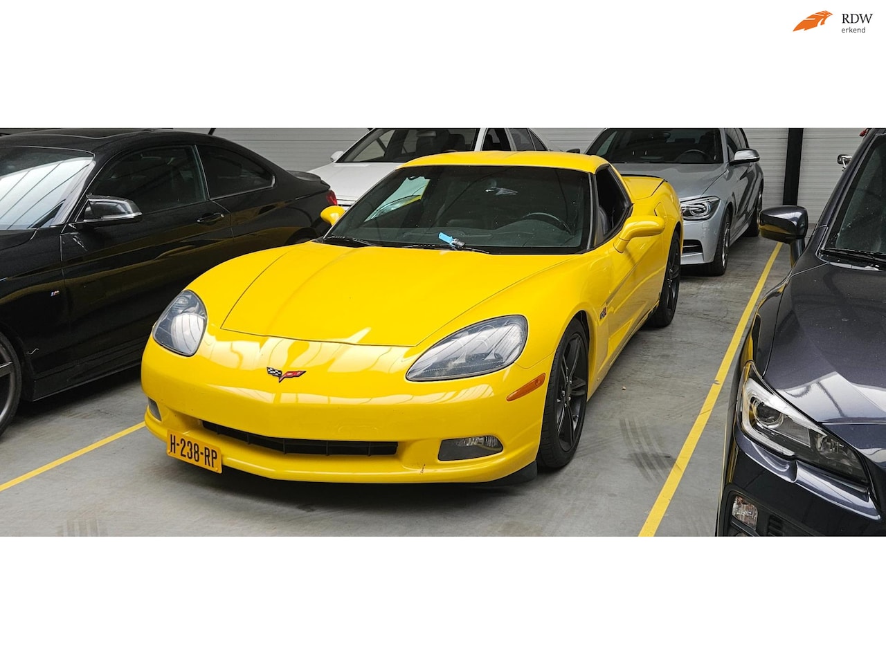 Corvette C6 - Coupé 6.2 V8 handgeschakeld ! (getuned naar 480pk!) - AutoWereld.nl