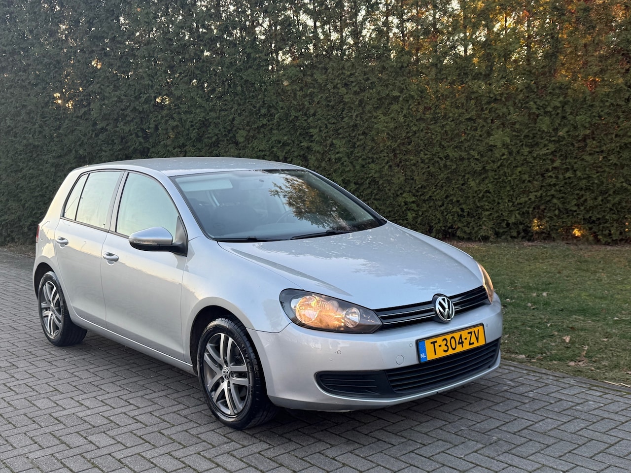 Volkswagen Golf - 6 1.6 Trendline | DSG AUTOMAAT | Weinig KM - AutoWereld.nl