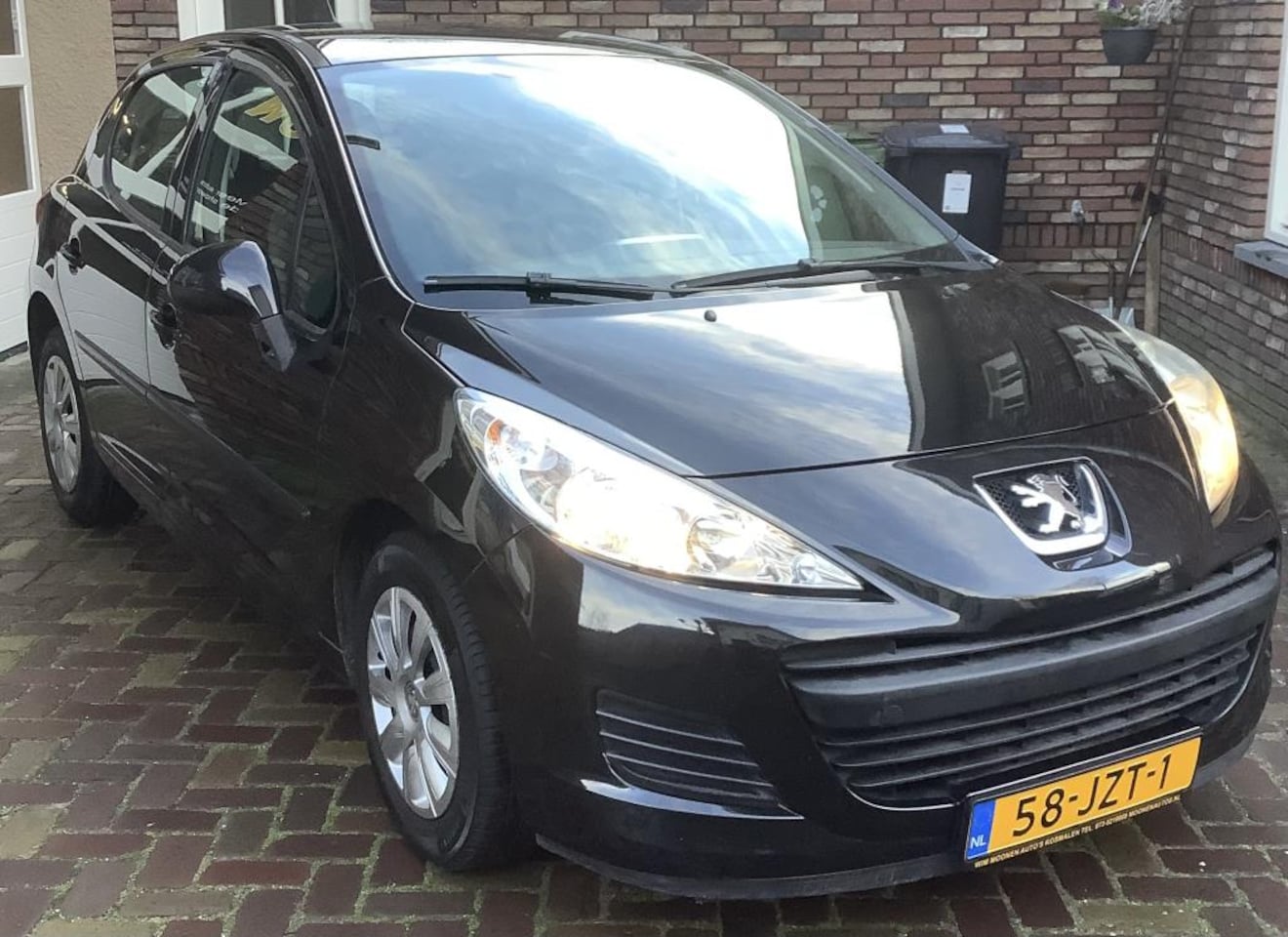 Peugeot 207 - 1.4 VTi X-Line 1.4 VTi X-line - AutoWereld.nl