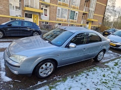 Ford Mondeo - 2.0-16V Futura