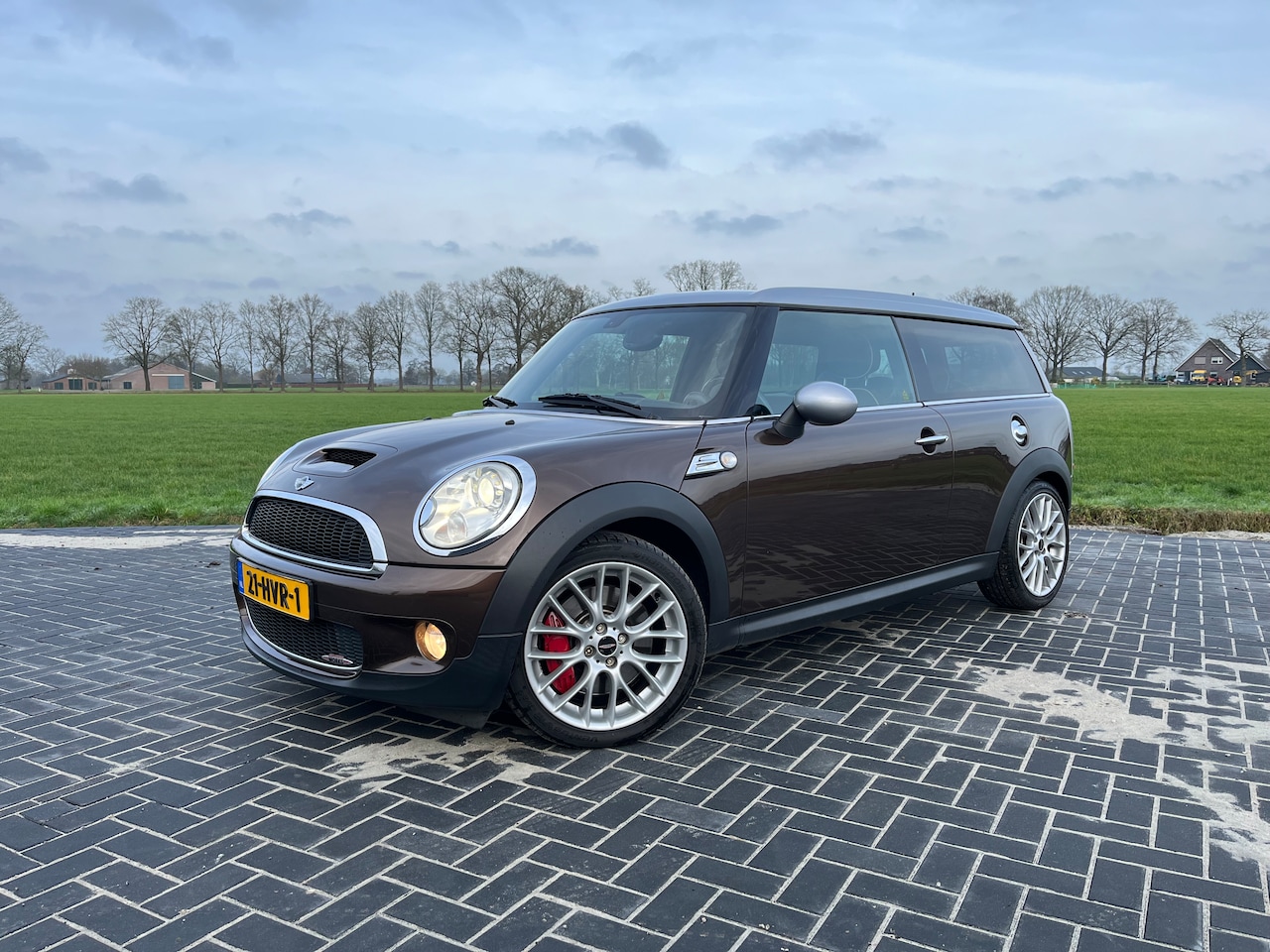 MINI Clubman - 1.6 John Cooper Works Chili , Orig. NL, Orig. JCW, Cruise - AutoWereld.nl