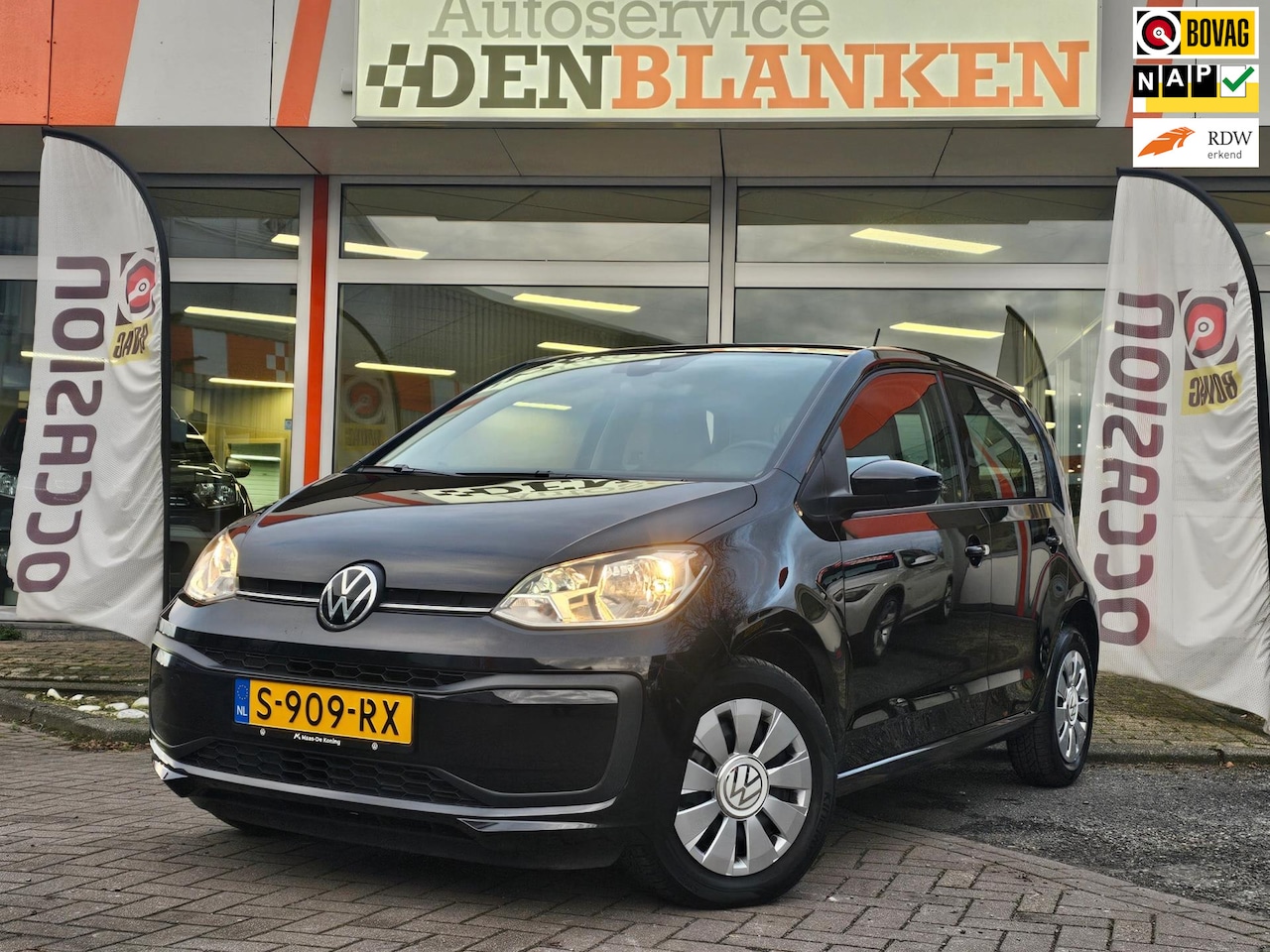 Volkswagen Up! - 1.0 5drs BJ.2023 / Airco / DAB+ / Elektr. Pakket / Lage Km stand !! - AutoWereld.nl