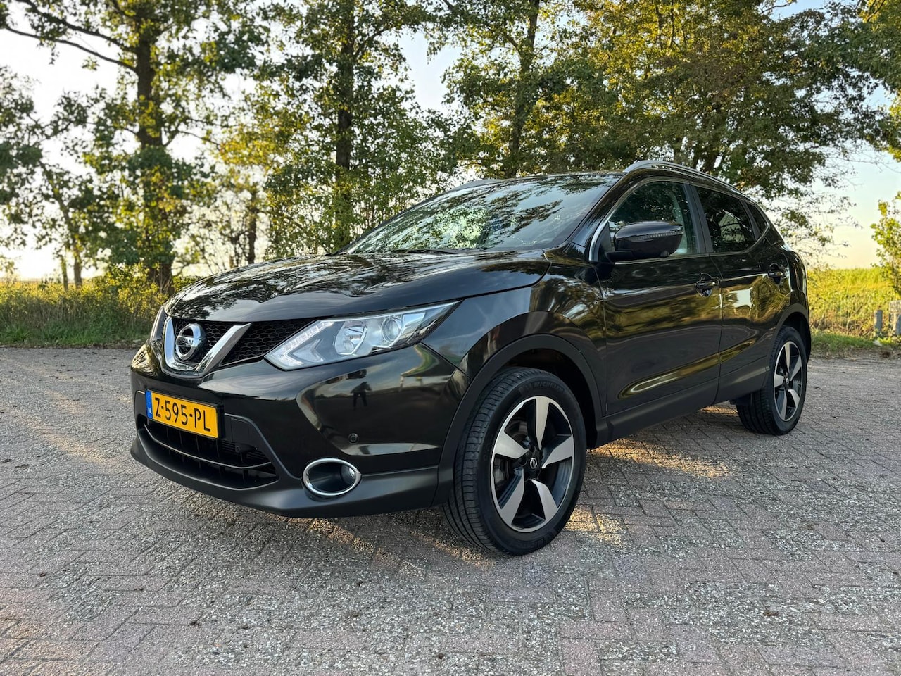 Nissan Qashqai - 1.2 N-Vision|Parkeersensor|Camera - AutoWereld.nl