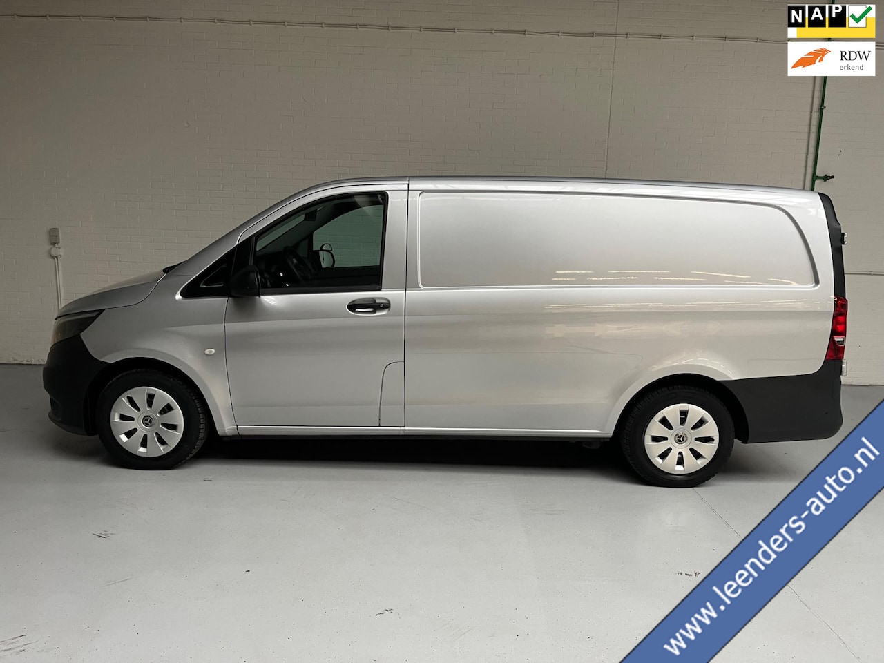 Mercedes-Benz Vito - AUTOMAAT SERVICEWAGEN 114 CDI euro6 Lang, BOTT Kasten, Omvormer, Standkachel, Metallic lak - AutoWereld.nl