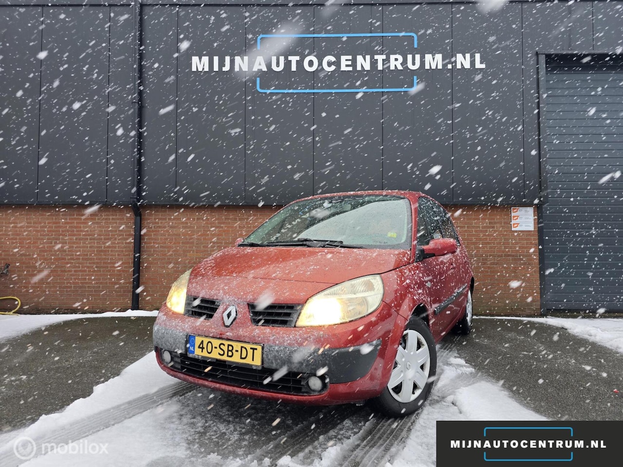 Renault Scénic - 2.0-16V Dynamique Comfort / APK✔️ / AUTOMAAT✔️ - AutoWereld.nl