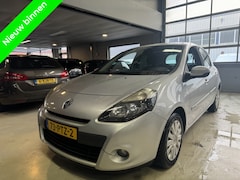 Renault Clio - 1.5 dCi Cruisecontrol Clima Luxe edition