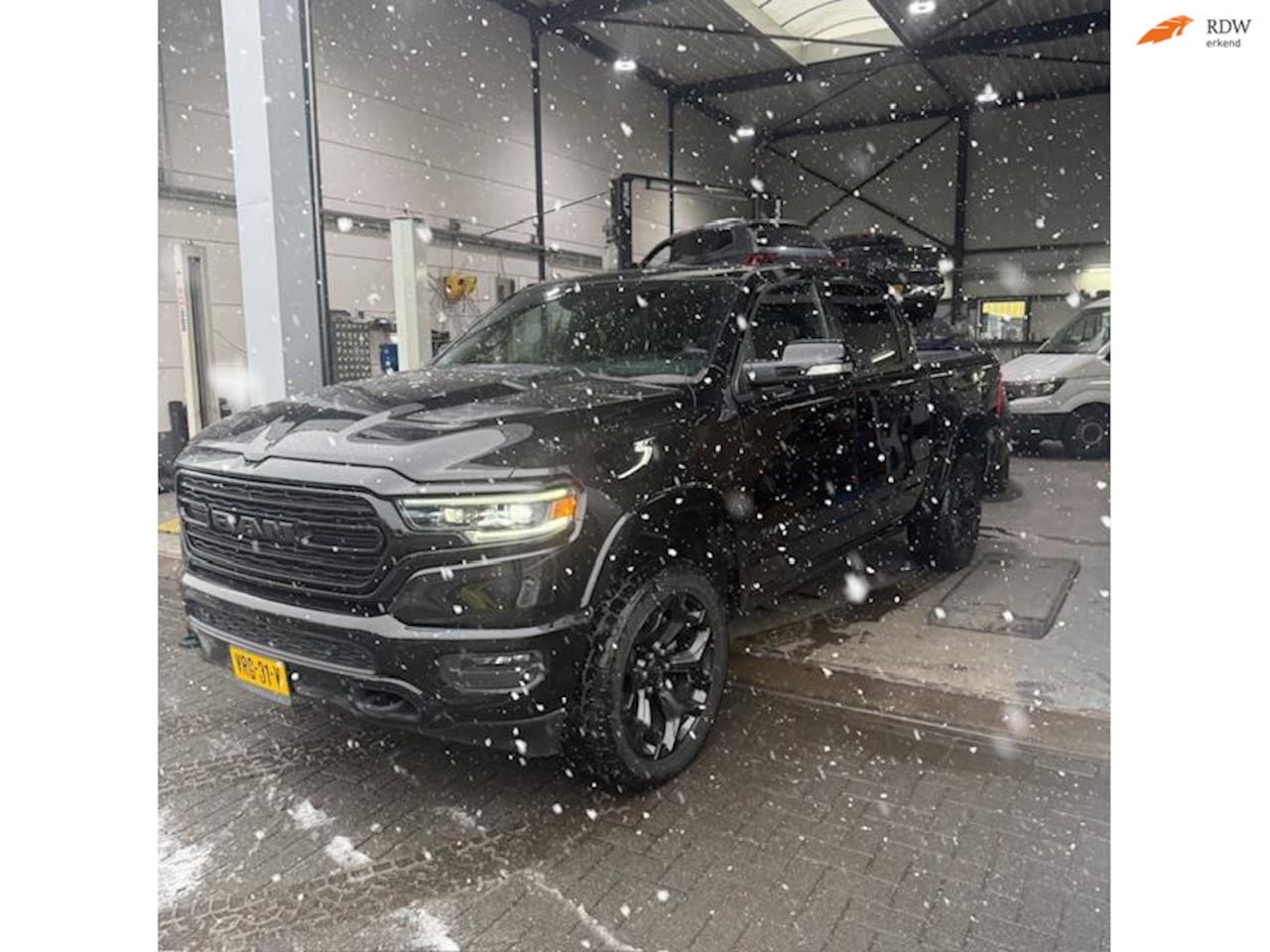 Dodge Ram 1500 - 5.7 V8 4x4 Crew Cab Limited 5.7 V8 4x4 Crew Cab Limited - AutoWereld.nl