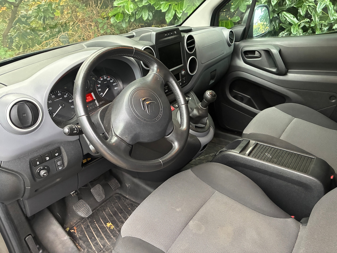 Citroën Berlingo - 1.6 BlueHDI 100 Business S&S - AutoWereld.nl