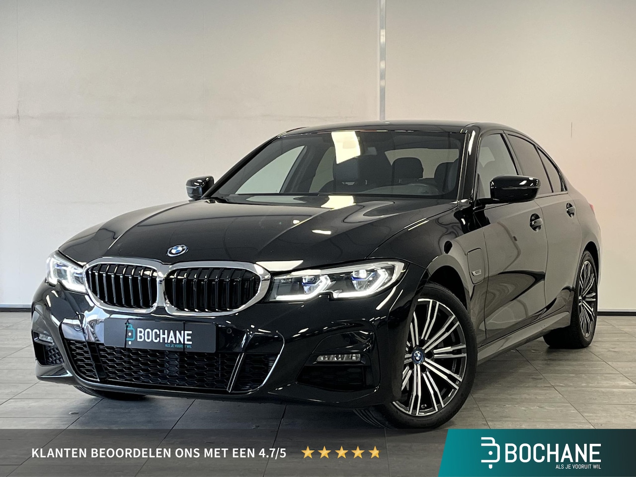 BMW 3-serie - 320e M-sport | soH 96 % | LASER LIGHT | CARPLAY | CAMERA | LEER/ALCANTARA | - AutoWereld.nl