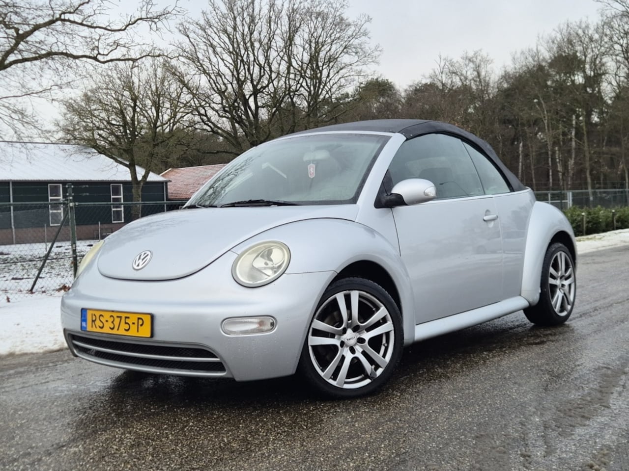 Volkswagen New Beetle Cabriolet - 1.6 Highline 1.6 Highline - AutoWereld.nl
