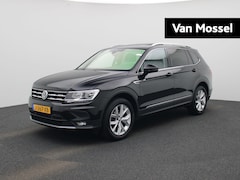 Volkswagen Tiguan Allspace - 1.5 TSI Comfortline Business 7-Persoons | Automaat | Trekhaak | Apple Carplay/Android Auto