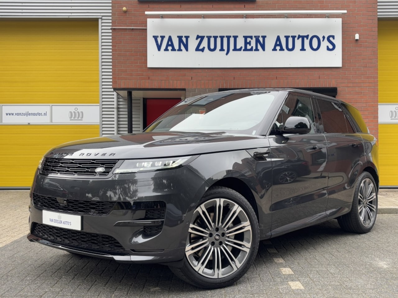 Land Rover Range Rover Sport - Landrover P460e Dynamic SE Black Pack Pano 23" Soft Close Trekhaak - AutoWereld.nl