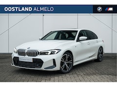 BMW 3-serie - 318i M Sport Automaat / Schuif-kanteldak / Sportstoelen / M Sportonderstel / Leder / Live