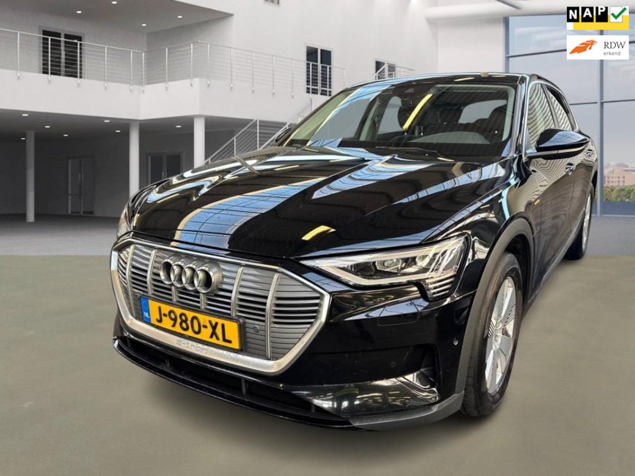 Audi e-tron - 55 quattro edition 95 kWh | SOH 95% | Cruise Control | Climate | Elektr. achterklep | CarP - AutoWereld.nl