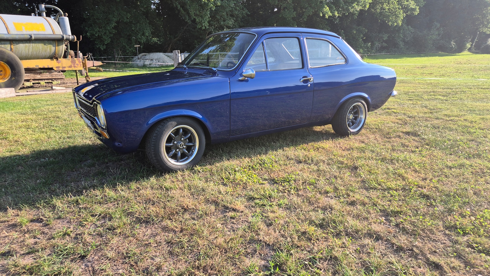 Ford Escort - 1.3 Base 1600 kent ipv 1300 - AutoWereld.nl