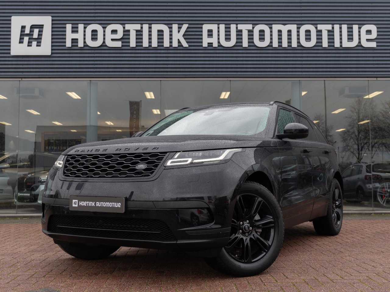 Land Rover Range Rover Velar - 2.0 I4 AWD R-Dynamic HSE | Pano | Meridian | Afn trekhaak - AutoWereld.nl