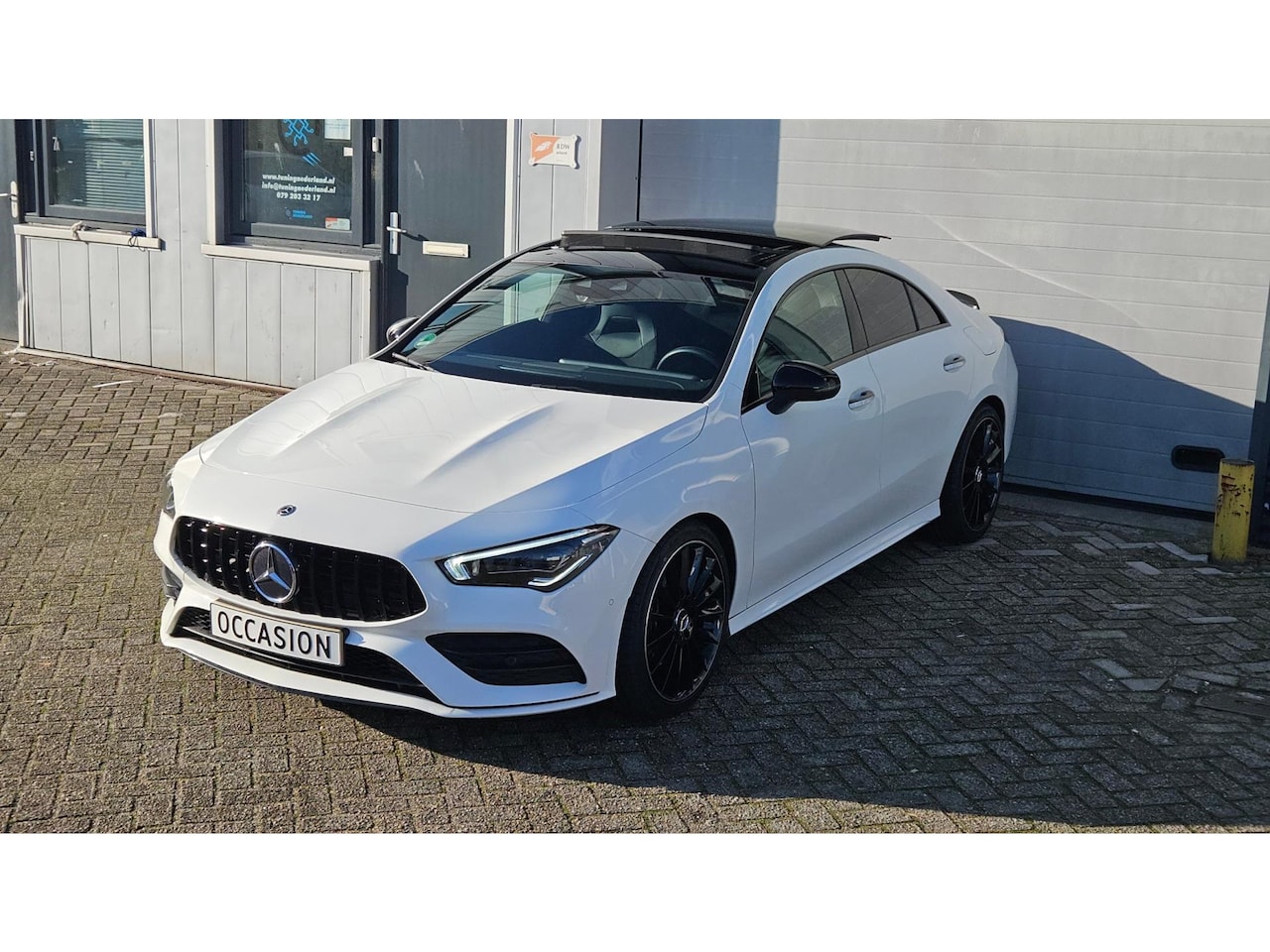 Mercedes-Benz CLA-Klasse - 200 AMG | Orig. NL | Pano | Memory | Keyless | Multibeam | Camera - AutoWereld.nl