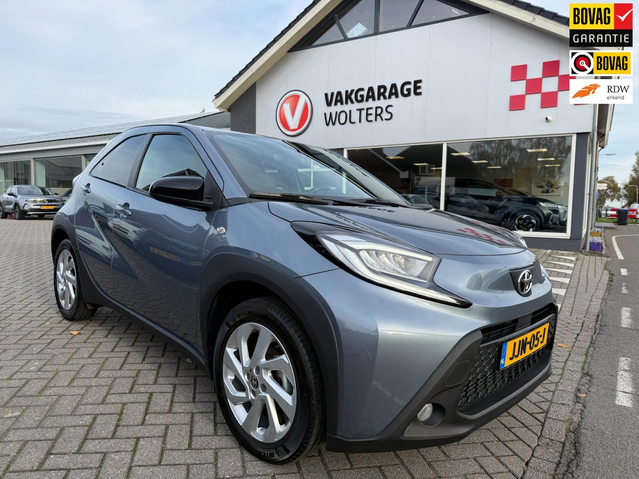Toyota Aygo X - 1.0 VVT-i MT Pulse RIJKLAARPRIJS! - AutoWereld.nl